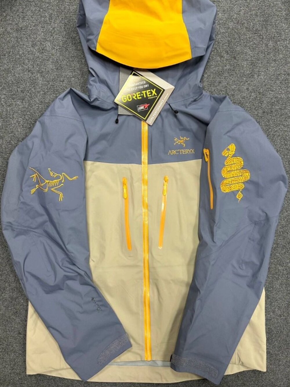 Arc'teryx Alpha SV Jacket